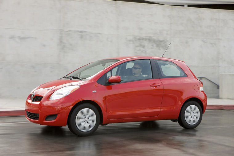 2009 Toyota Yaris 3-door Hatchback Picture