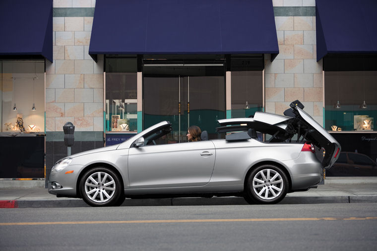 2009 Volkswagen Eos Picture