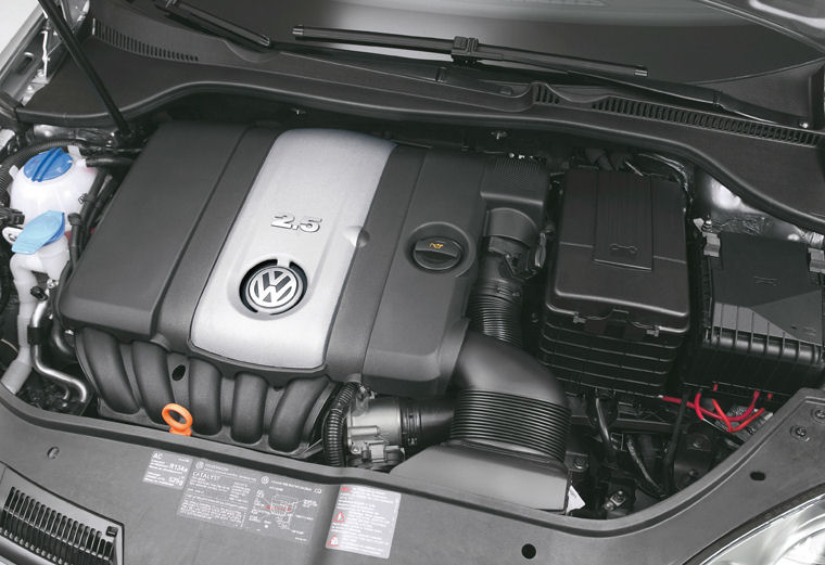 2007 Volkswagen Jetta 2.5l 5-cylinder Engine Picture