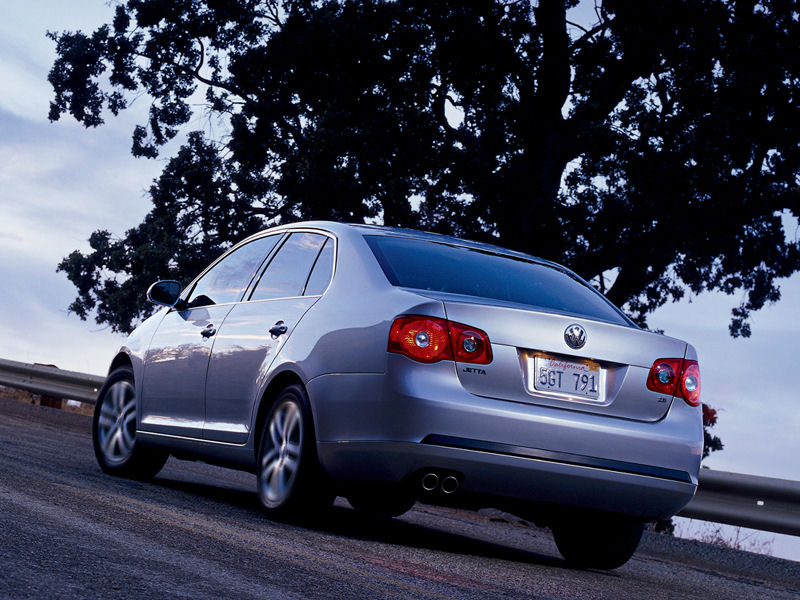 Volkswagen Jetta Desktop Wallpaper