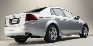 2005 Acura TL Reviews / Specs / Pictures