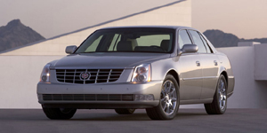 2008 Cadillac DTS Reviews / Specs / Pictures