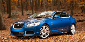 2011 Jaguar XF Reviews / Specs / Pictures