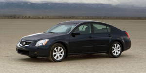 2007 Nissan Maxima Reviews / Specs / Pictures