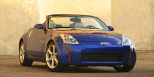 2004 Nissan 350Z Reviews / Specs / Pictures