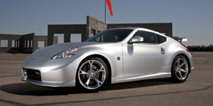 Nissan 370Z Reviews / Specs / Pictures