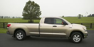 2008 Toyota Tundra Reviews / Specs / Pictures