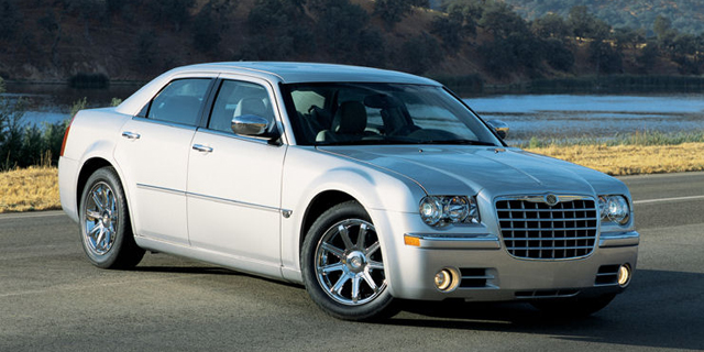 2010 Chrysler 300 Pictures