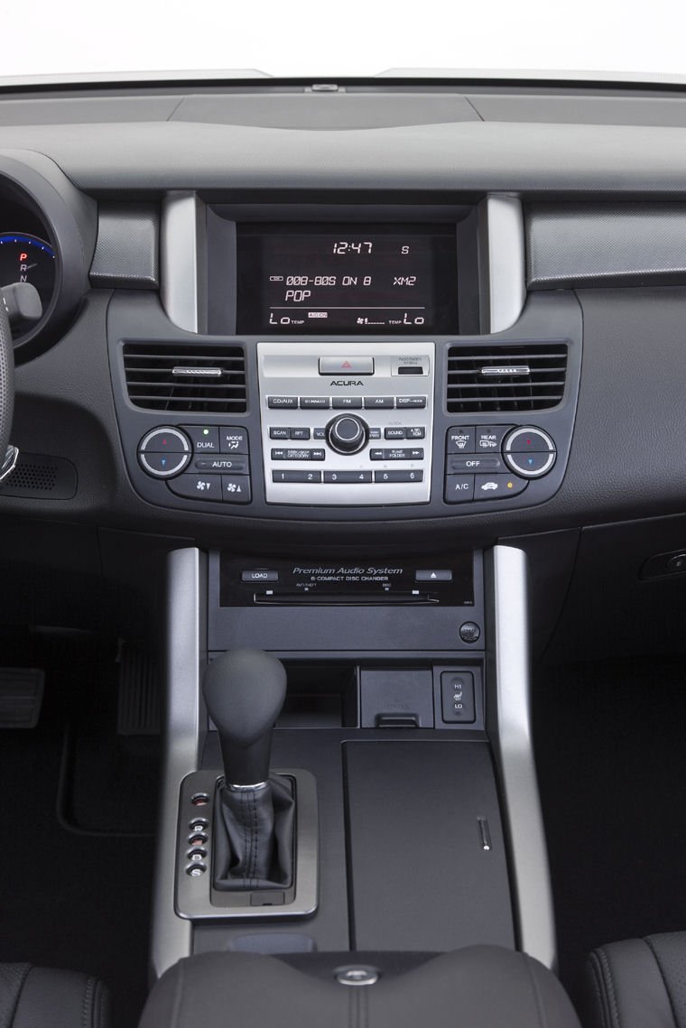 2010 Acura RDX Center Stack Picture