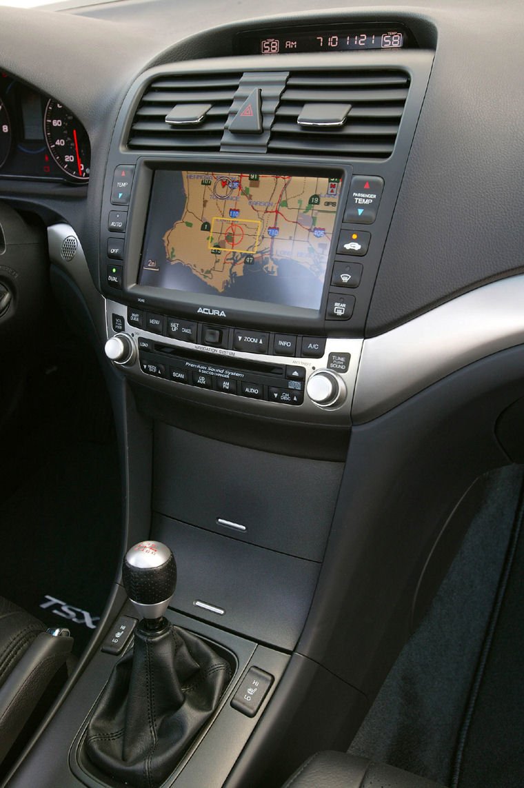 2005 Acura TSX Dashboard Picture