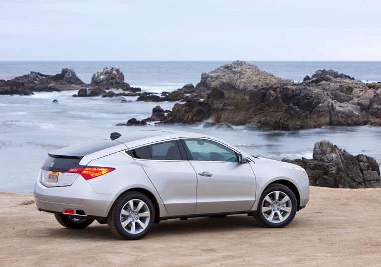 2010 Acura ZDX Picture