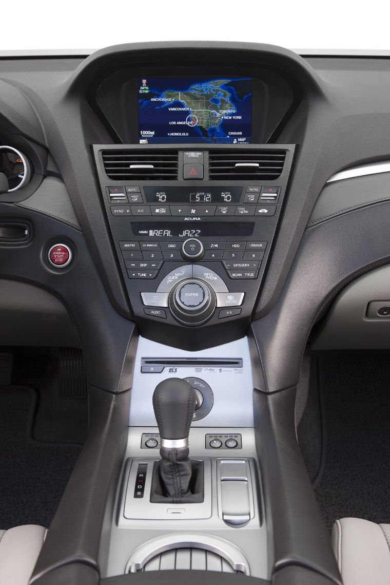 2010 Acura ZDX Center Stack Picture