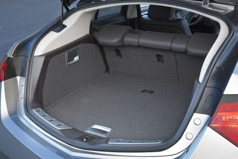 2010 Acura ZDX Trunk Picture