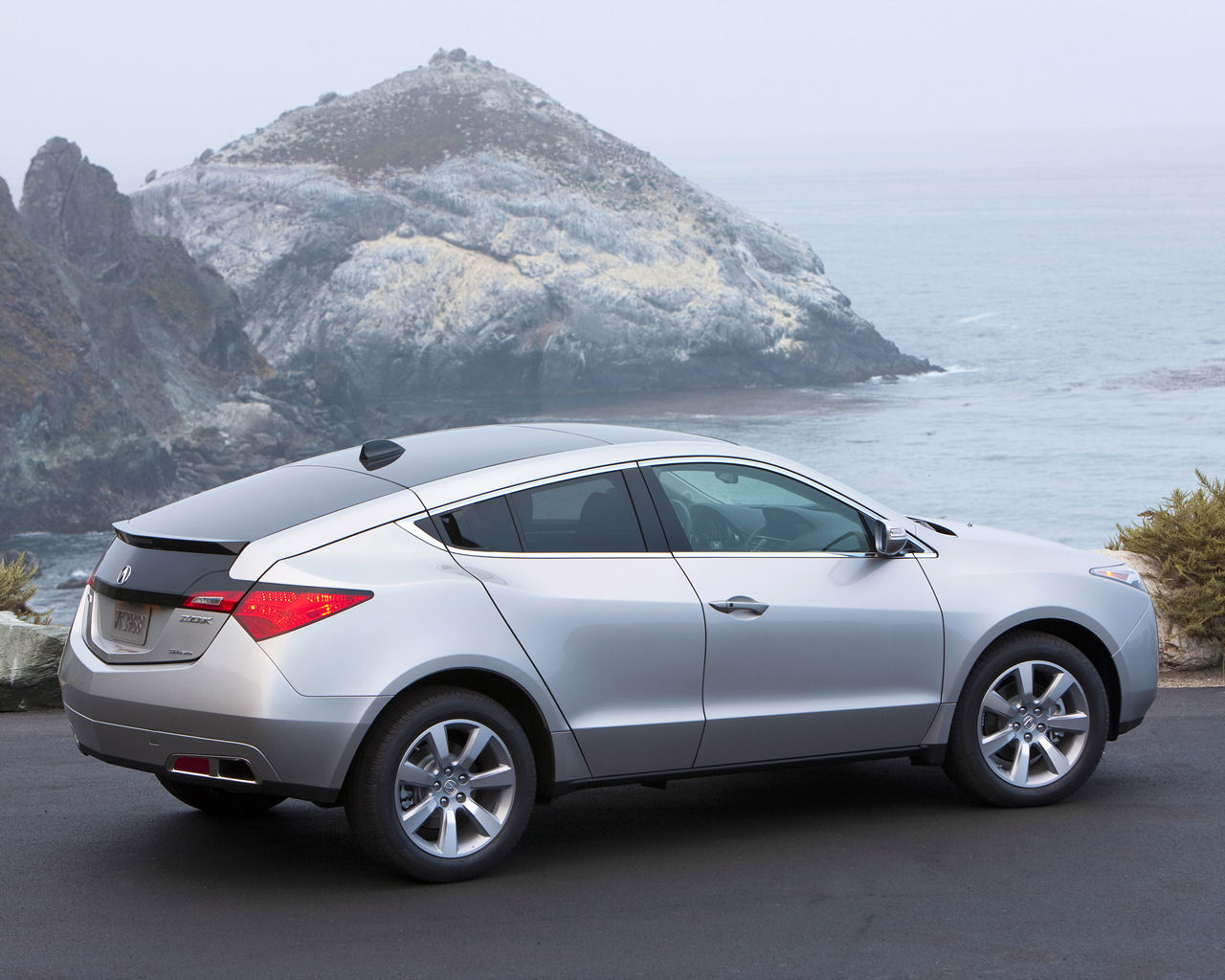 Acura ZDX Desktop Wallpaper