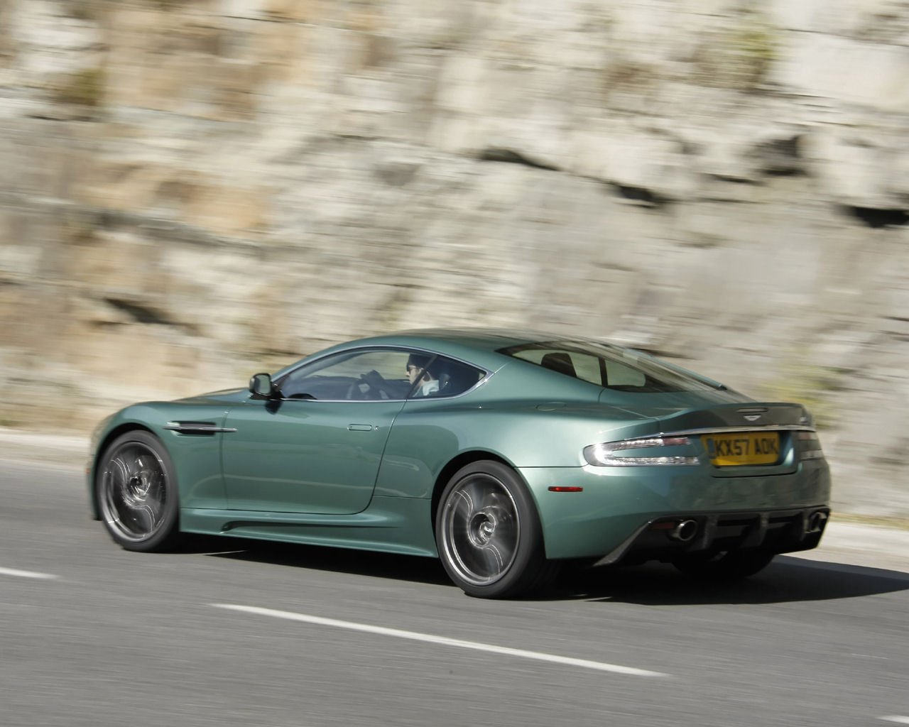 Aston Martin DBS Desktop Wallpaper