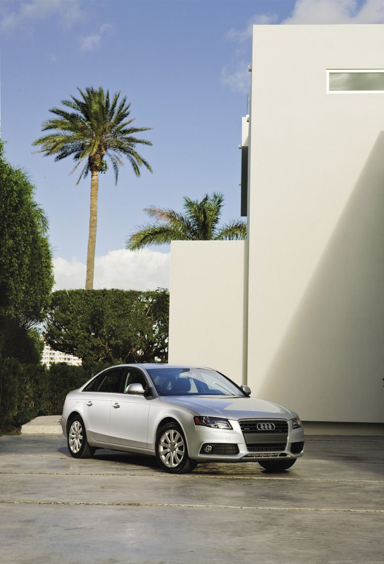 2011 Audi A4 Sedan 2.0T Picture
