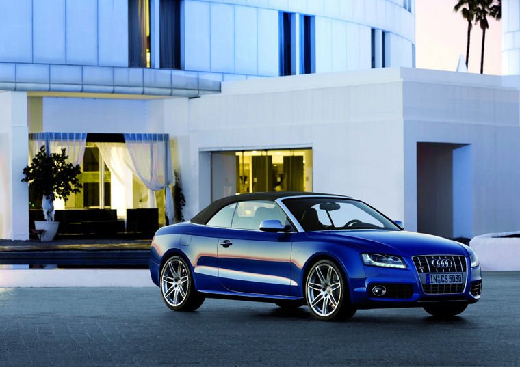 2010 Audi S5 Convertible Picture
