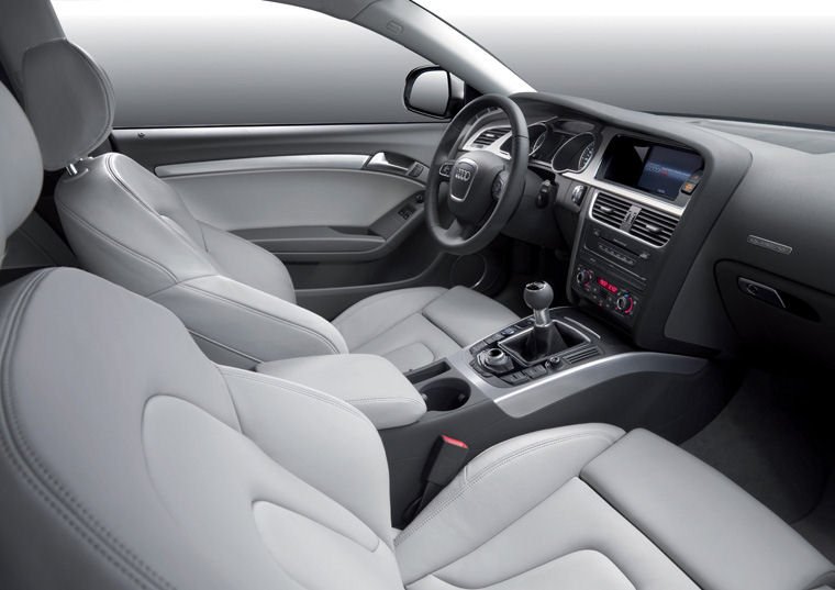 2011 Audi A5 Coupe Front Seats Picture