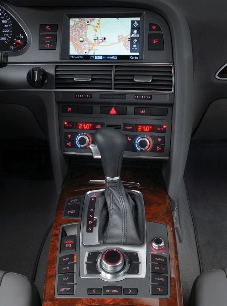 2008 Audi A6 Center Console Picture