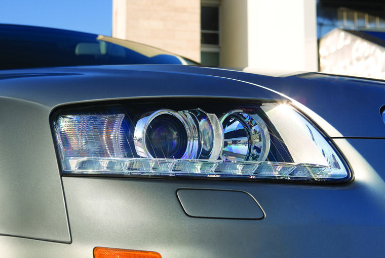 2009 Audi A6 Sedan quattro 3.0T Headlight Picture
