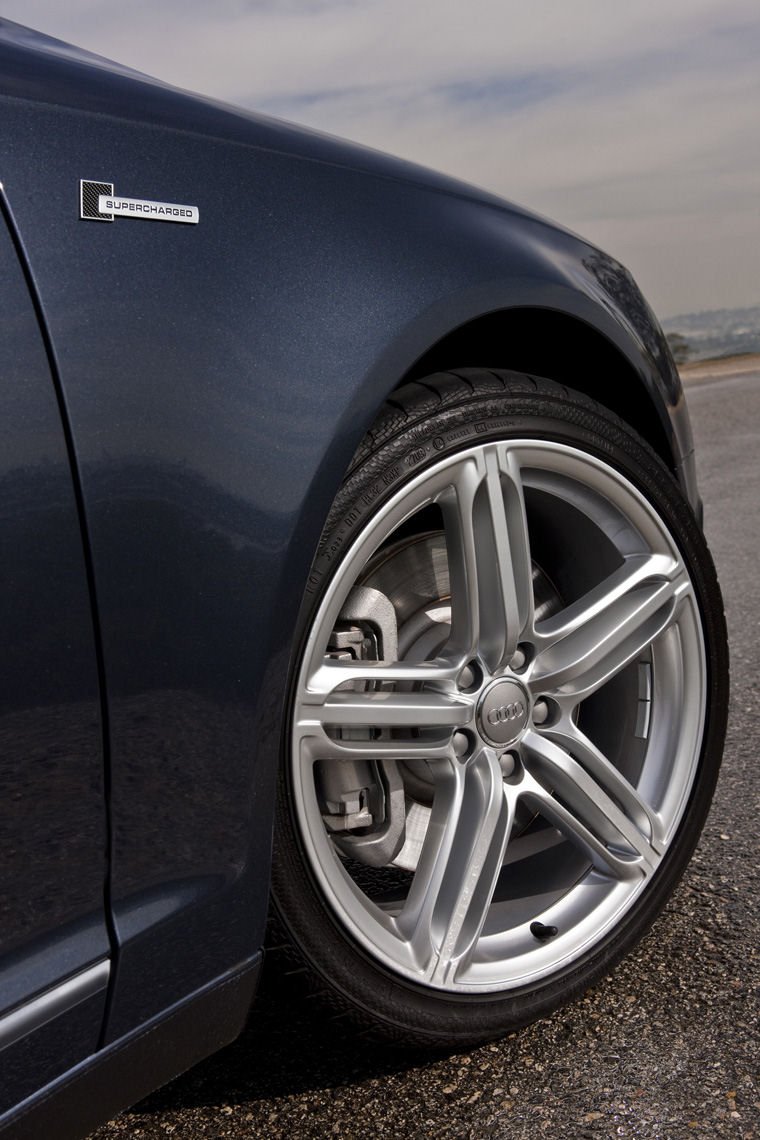 2010 Audi A6 Sedan quattro 3.0T Rim Picture