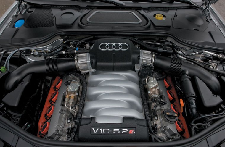 2009 Audi S8 5.2L V10 Engine Picture