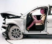2010 Audi Q5 IIHS Frontal Impact Crash Test Picture