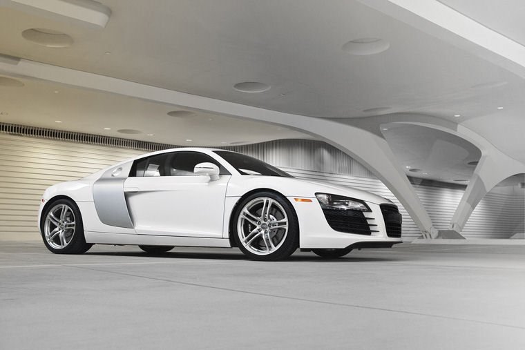 2010 Audi R8 4.2 V8 Coupe Picture