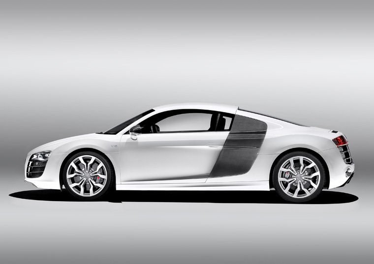 2010 Audi R8 5.2 V10 Coupe Picture