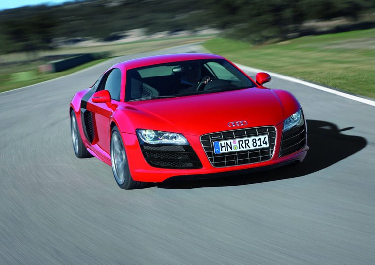 2010 Audi R8 5.2 V10 Coupe Picture