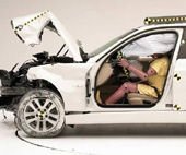 2009 BMW 3-Series IIHS Frontal Impact Crash Test Picture