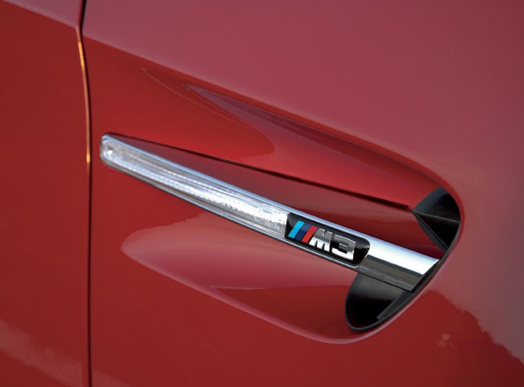 2011 BMW M3 Coupe Air Inlet Picture