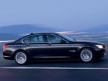 BMW 7-Series Desktop Wallpaper