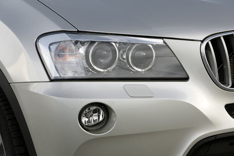 2011 BMW X3 xDrive35i Headlight Picture
