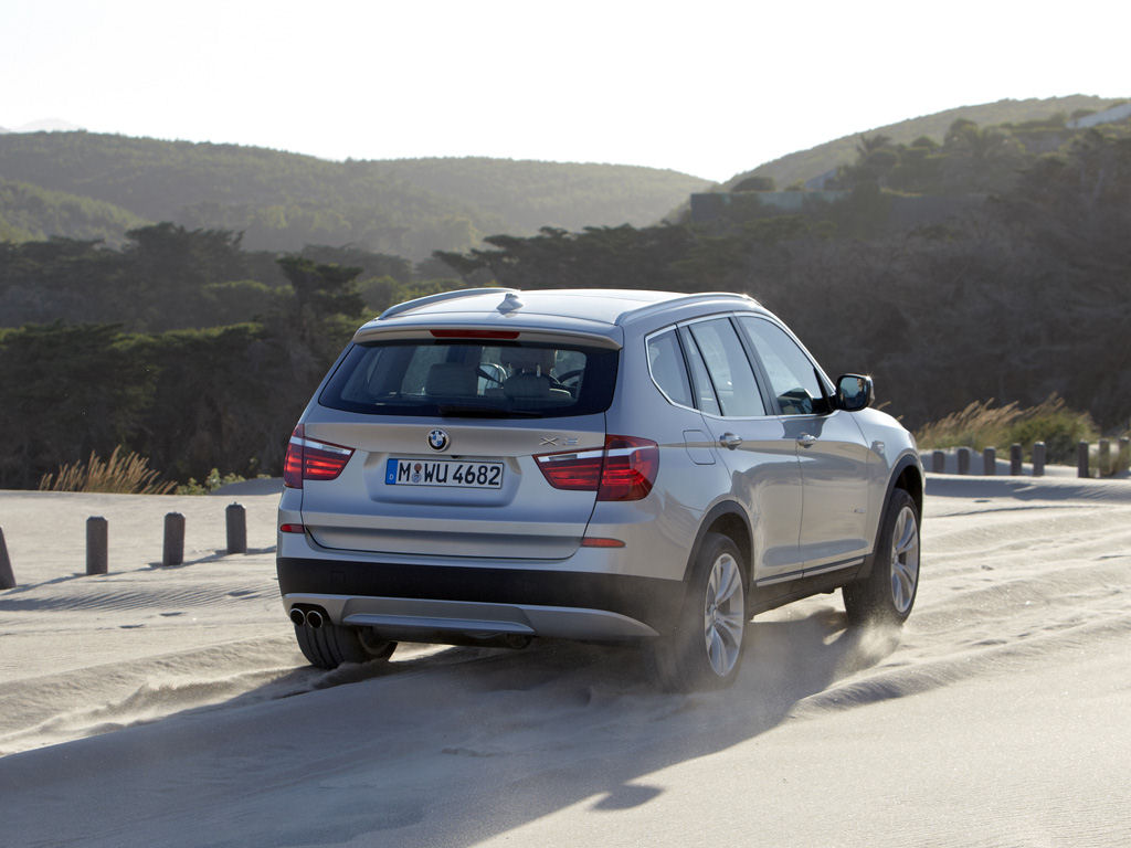 BMW X3 Desktop Wallpaper