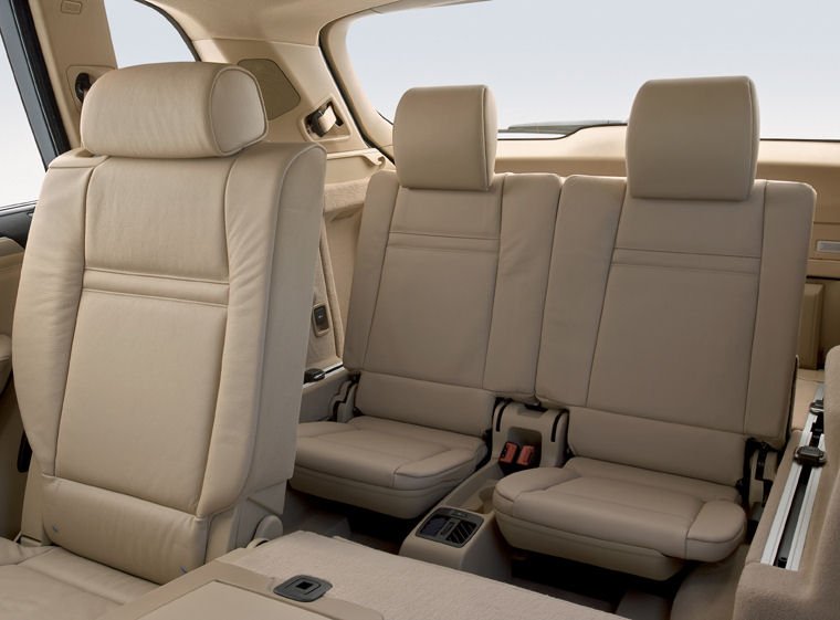 2008 BMW X5 xDrive48i Third Row Seats Picture