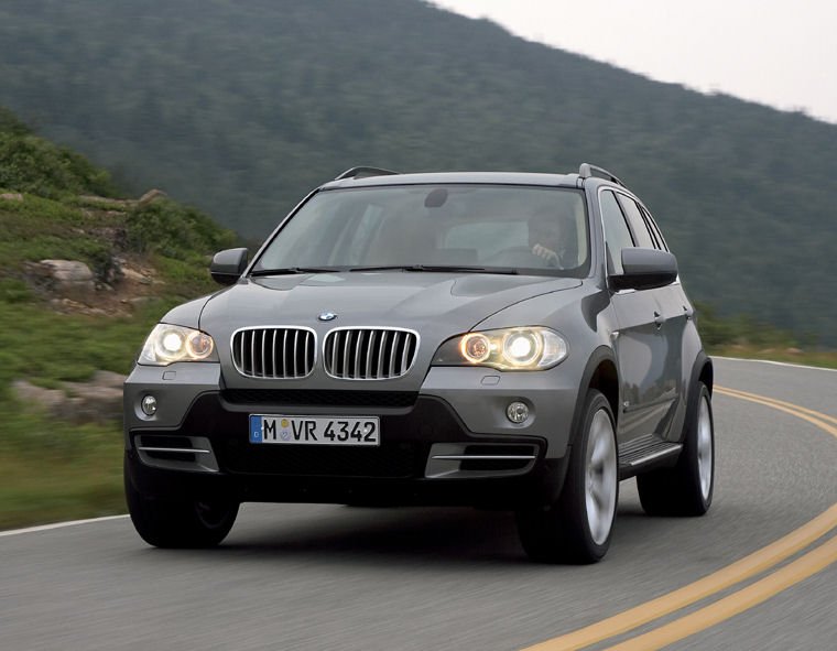 2010 BMW X5 xDrive48i Picture