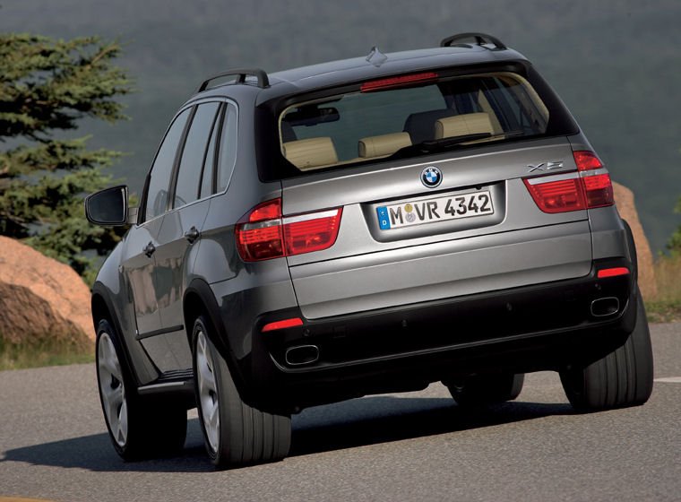 2010 BMW X5 xDrive48i Picture