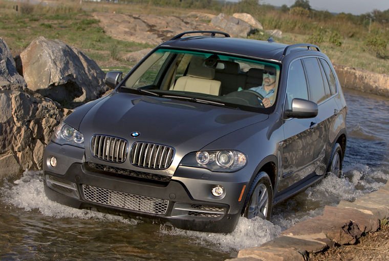 2010 BMW X5 xDrive48i Picture