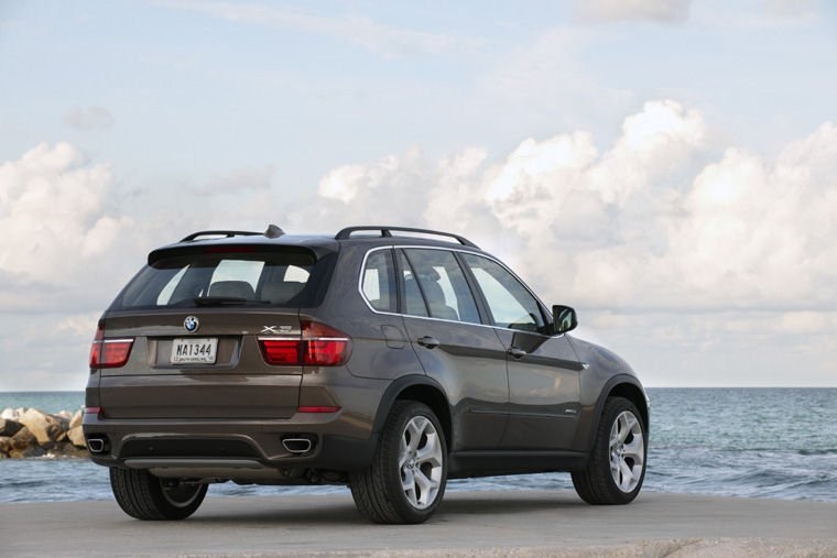 2011 BMW X5 xDrive50i Picture