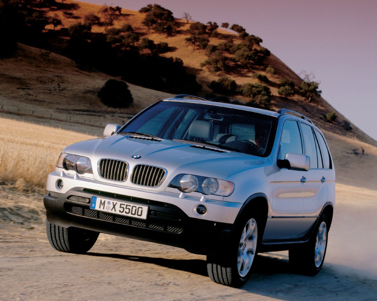 BMW X5 Desktop Wallpaper
