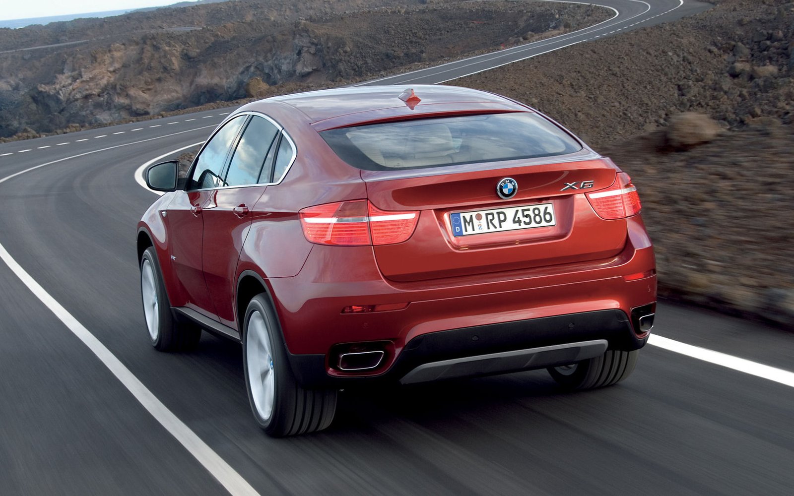 BMW X6 Desktop Wallpaper