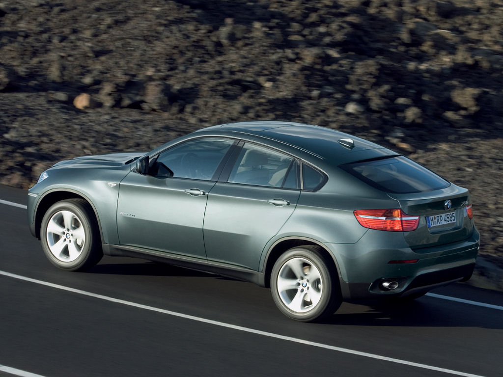 BMW X6 Desktop Wallpaper