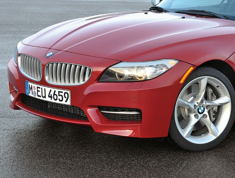2011 BMW Z4 sDrive35is Headlight Picture