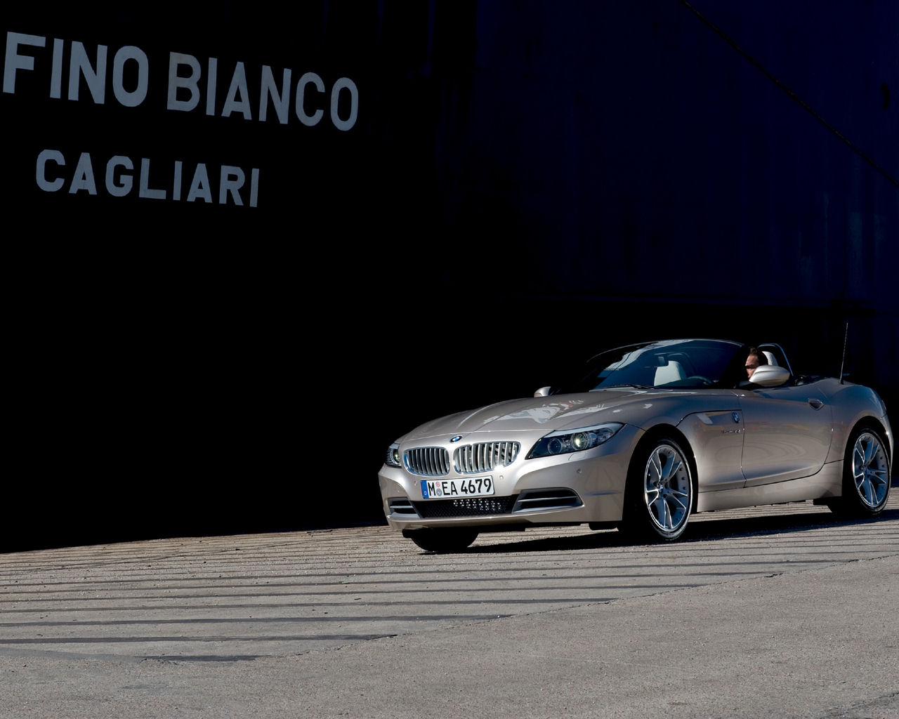 BMW Z4 Desktop Wallpaper