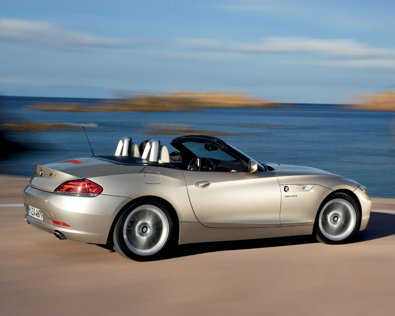 BMW Z4 Desktop Wallpaper