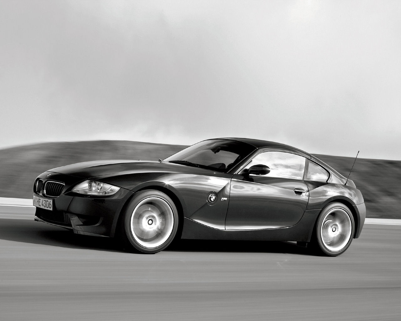 BMW Z4 Desktop Wallpaper