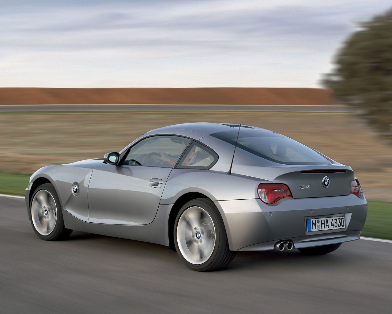 BMW Z4 Desktop Wallpaper