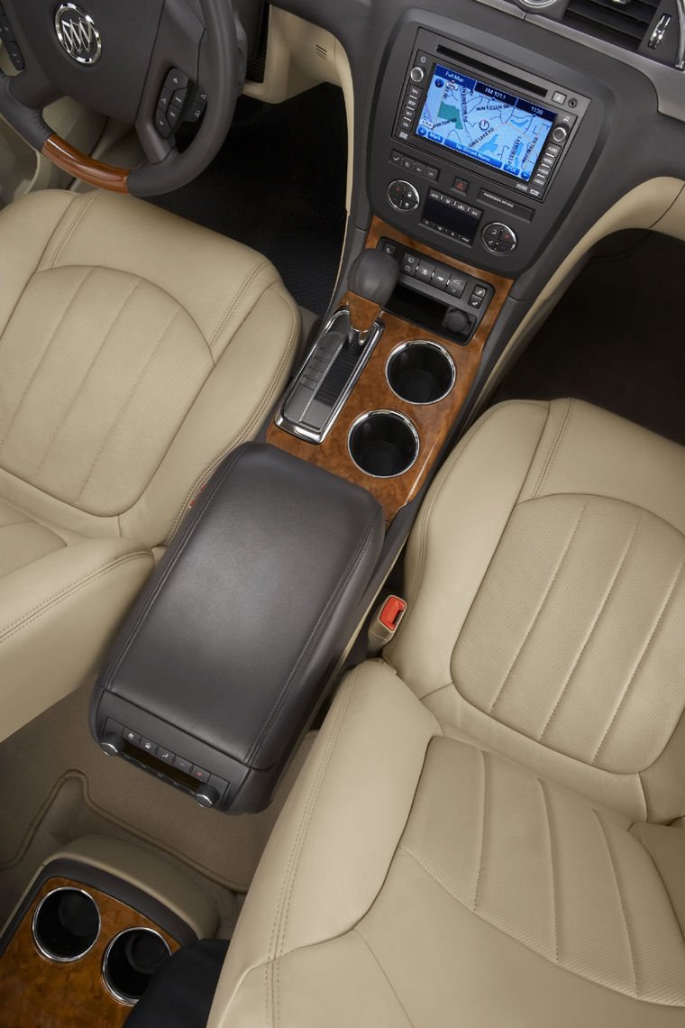 2010 Buick Enclave CXL Picture