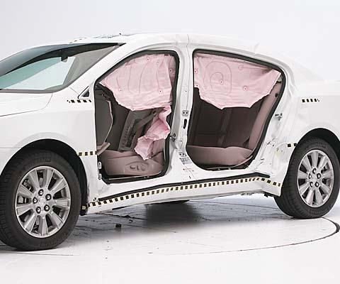 2010 Buick LaCrosse IIHS Side Impact Crash Test Picture